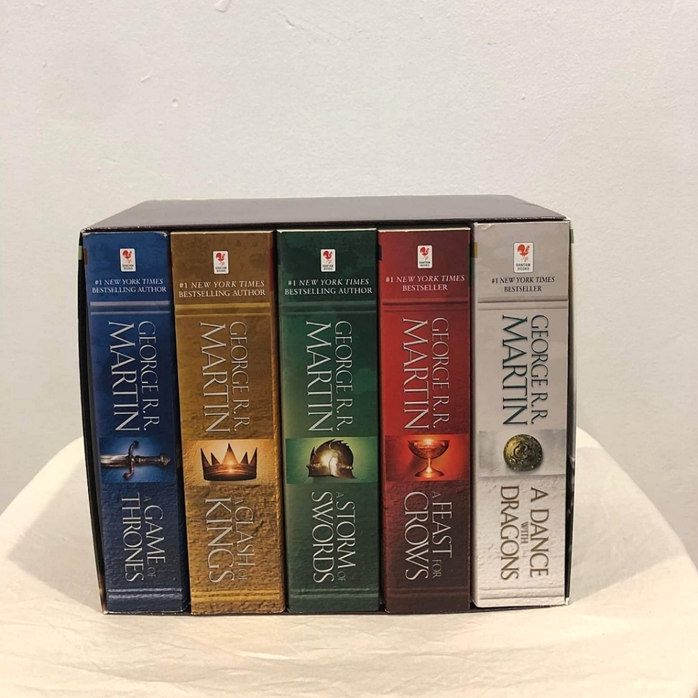 Game of Thrones 5-Book Boxed Set by George R. R. Martin